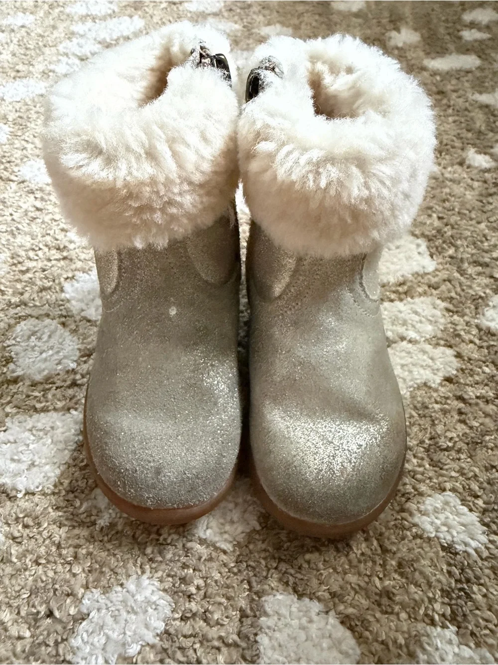 Toddler Ugg Jorie Metallic Boots ⭐️play condition